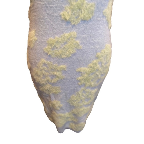 Sky Blue with Fuzzy Embellishments - Picture 3 of 7